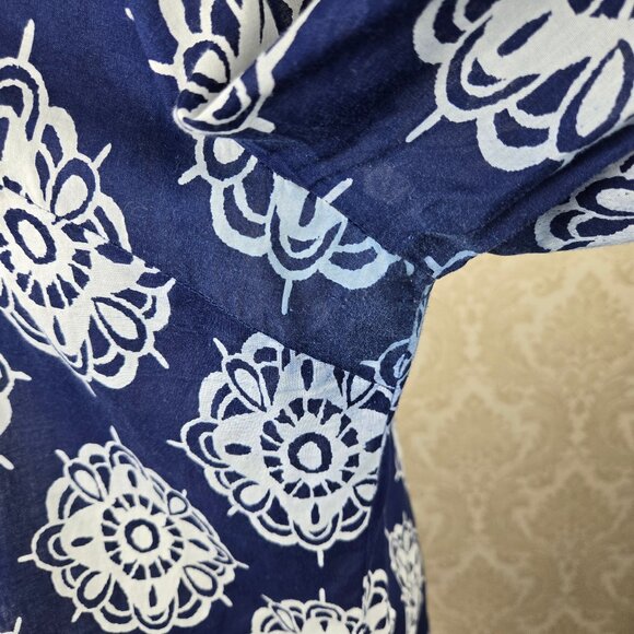 J H Collectibles Size XL 100% Cotton Blue White Patterned Tunic Clear Sequin Dtl - Picture 8 of 16